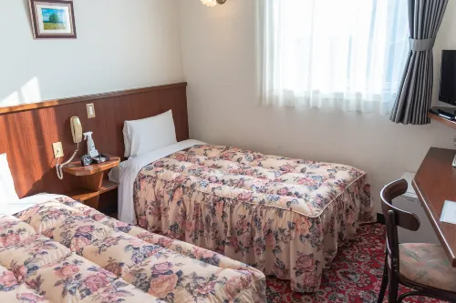 Daily Hotel Kami-Fukuoka Ekimae - 2 ดาว
