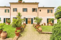 Villa Montegattoli with Panoramic Pool