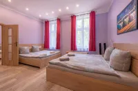 Queen Apartments فنادق في 