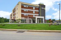 Home2 Suites by Hilton Frankfort Hotels near Buffalo Trace Distillery