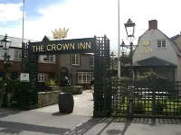 The Crown Inn Các khách sạn gần Tesco Express