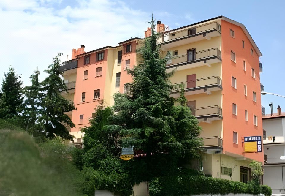 hotel overview picture