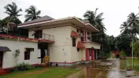 De Royale Summit Home Stay Hotel di Dakshina Kannada