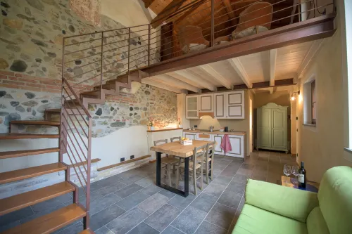 Charming Alessandria Apartment Retreat - Homestays