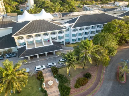 Bahia Plaza Hotel