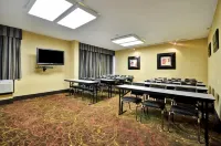 Hampton Inn Memphis-Poplar Hotels in Shelby County