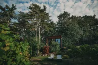 Theodosius Forest Village - Glamping in Vipava Valley Hôtels à : Municipality of Vipava