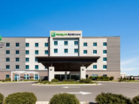 ホリデイ イン エクスプレス & スイーツ ダルトン - ウォールナット アベニュー by IHG ドールトンのホテル