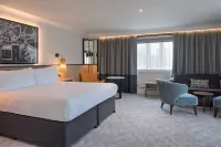 DoubleTree by Hilton London Elstree - Parkplatz