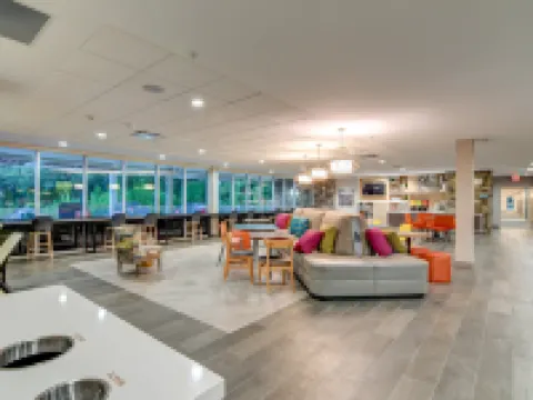 ホーム 2 スイーツ バイ ヒルトン フォーリー フォーリーのホテル