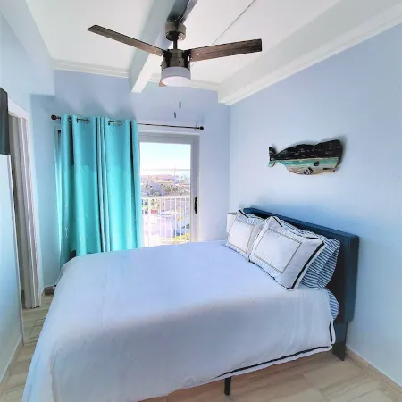 Wow!!!!, on Beach, 7TH FL, Amazing Bay and Fireworks View! Spi License 20232542