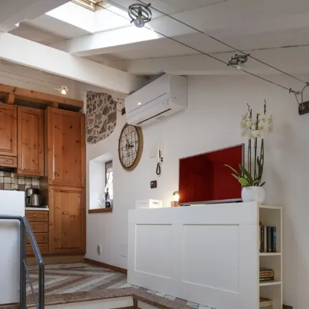 Alley 15, apartment in the historic center of Malcesine.