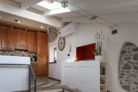 Alley 15, apartment in the historic center of Malcesine.