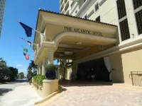 Oceanfront Luxury Condo-Balcony-Kitchenette-5 Stars The Atlantic Resort And Spa