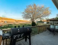 Cozy Cottage with Private Dock- Chesapeake Bay/ Cambridge (Pet-Friendly)