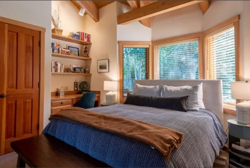 Ski bus stops at front door, court sports and indoor game room, bike path