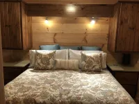 Romantic Getaway! 15 min to Lake Lure / Chimney Rock / 45 Min Blue Ridge Parkway - Chalets