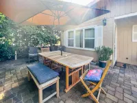 Monterey County Seaside, Bungalow Minutes from the Ocean !