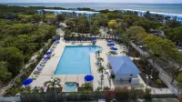 Your Happy Place - gorgeous 2 bed 2 bath oceanfront suite with full kitchen