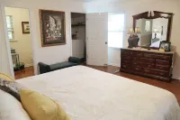 Cozy Country Cottage