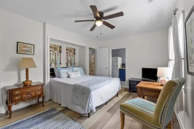 Reel Nice Home