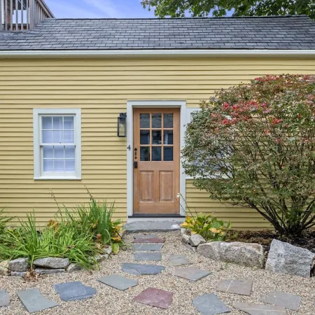 The Bookstore · Private Parking · King Beds · Downtown Rockport·· Dog Friendly