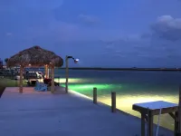 “Little Salt” GREAT LOCATION on intercoastal! Catch fish from backyard