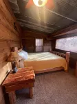 Cozy cabin close to the lake