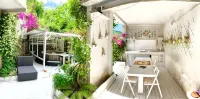 Circeii, apartment with bedroom, living room and exterior with bathtub