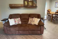 Cozy 3-bedroom house in peaceful Mena with WiFi, AC