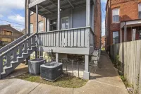 Historic Cozy Forest Park Home @ Perfect Family Getaway near Downtown Hotels near Missouri History Museum