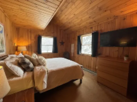 Private Chalet less than 1 mile to  Ski Resort ハンターのホテル