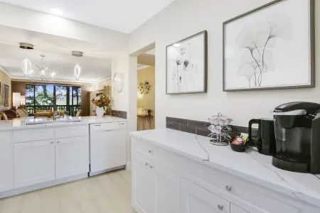 PGA National Golf Villa, Golf Views, Pool, Beaches, Walk to Resort, Spa, Dining