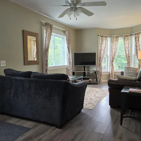 (1) BEAUTIFUL SUMMER RENTAL Nr ACADIA NATIONAL PARK & BAR HARBOR!