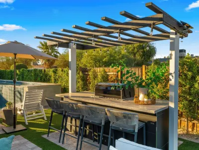 Luxury + Comfort in Old Town+Free Heated Pool & Spa Hotels near Scottsdale Stadium