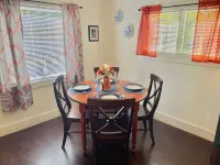 Cozy Corner Cottage .5 mi from HersheyPark