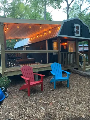 Alpaca Bag n Stay Cottage