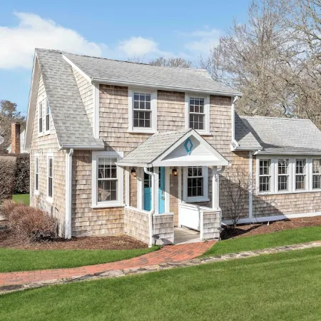 Beach Bungalow: Steps to Beach, Luxury Family Fun