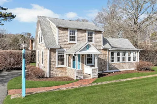 Beach Bungalow: Steps to Beach, Luxury Family Fun
