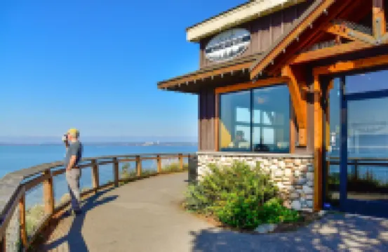 Cozy Birch Bay Spring Break • Hot Tub • 205