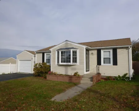 3-bedroom vacation home 6 minutes from Brown University Hotels in Pawtucket