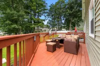 Beautiful & Relaxing Nashua Home - Minutes from Downtown Hotels in Nashua