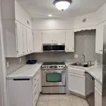 The Holly House. Comfort and Stylish charm. Hotels in Belleville