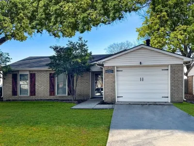 The Cowboy Casita Hebron High School Softball Stadium附近的飯店