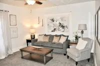 Downtown 1 Bedroom Charmer - Walk, Bike, Visit, Enjoy!!
