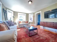 Cozy three-bedroom home close to Boston