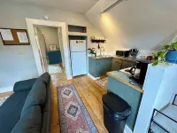 Bradford VT Apt  I-91 Access + Wi-Fi + Parking