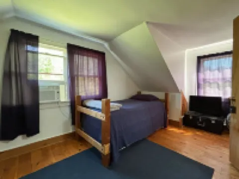 Vermont house in stunning private country setting and 360 degree panoramic views Hotels in Manchester