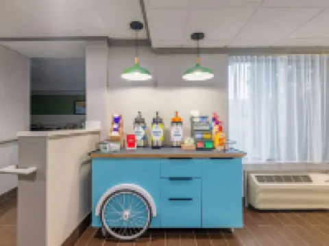 Spark by Hilton Clarks Summit Hotels in South Abington Township