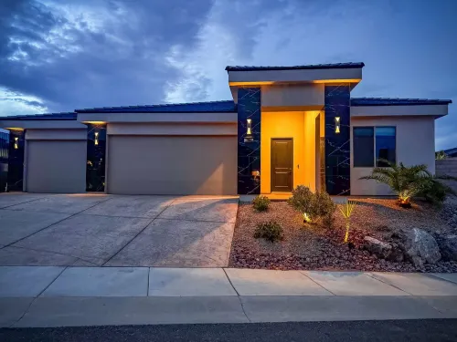 Private Pool, Putting Green, Game Room & Grill – Your Ultimate Getaway!